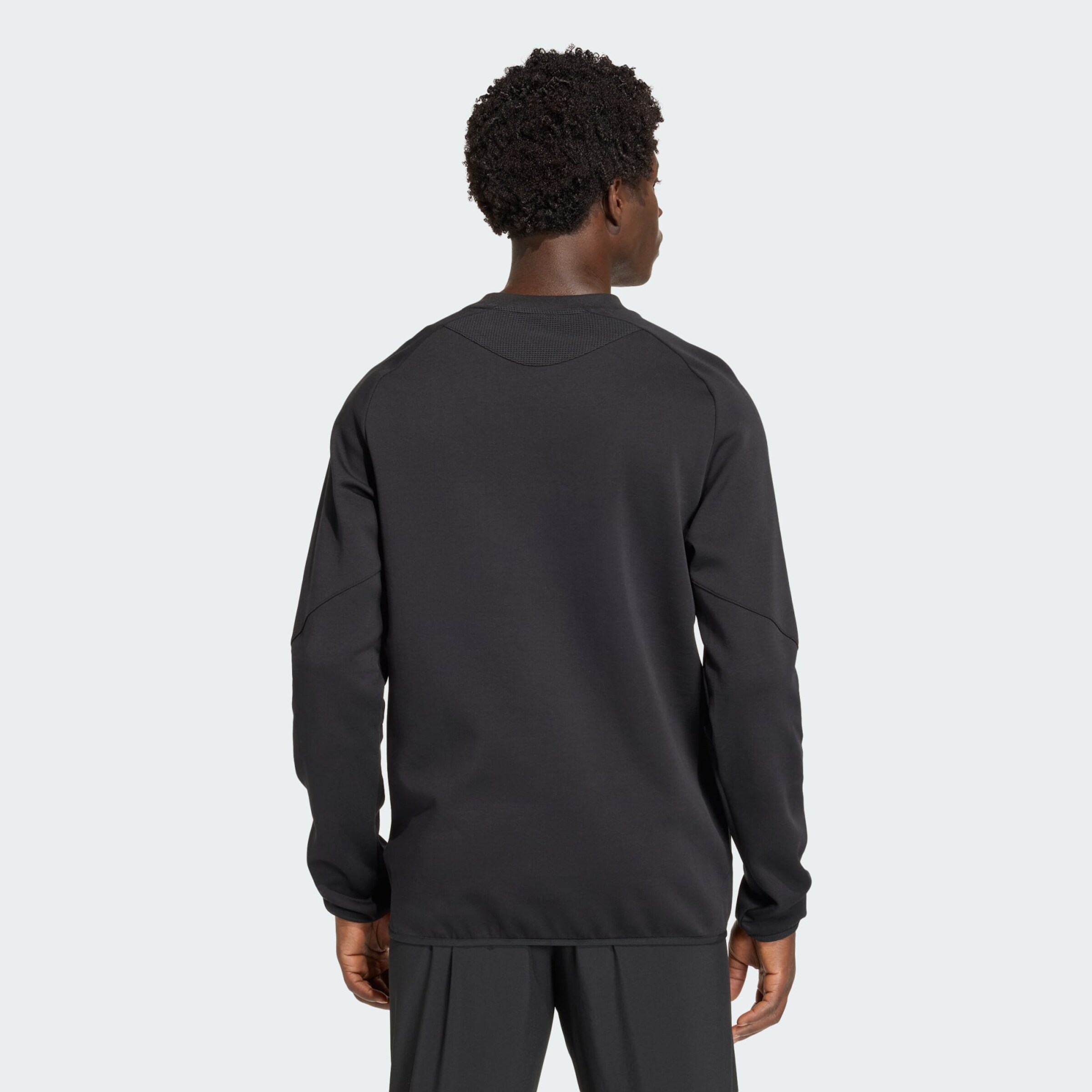 Adidas Performance Спортивный свитшот 'Tiro Travel' в цвете Anthracite — фото 3