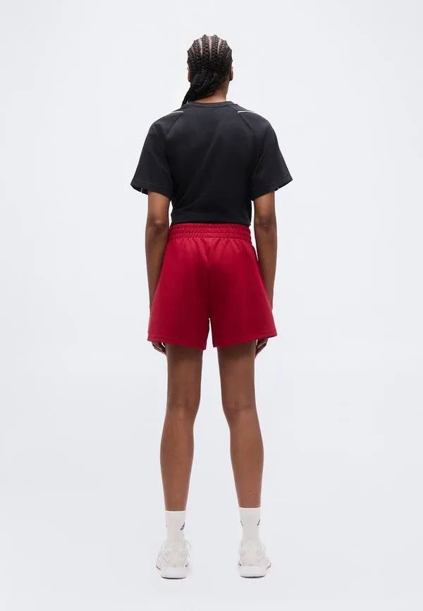 Спортивные шорты Adidas Sportswear, Active Maroon — фото 3