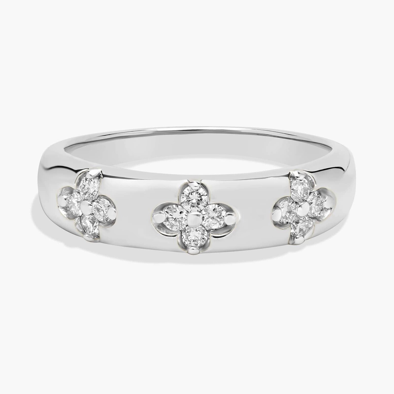 

Модное кольцо Diamond Flower Trio из 14-каратного белого золота (1/5 карата). Blue Nile