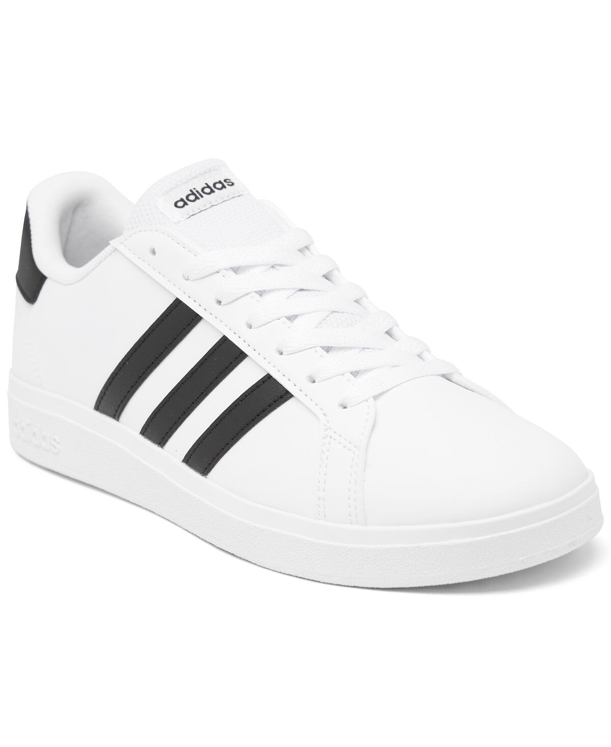 

Повседневные кроссовки Big Kids Grand Court от Finish Line adidas
