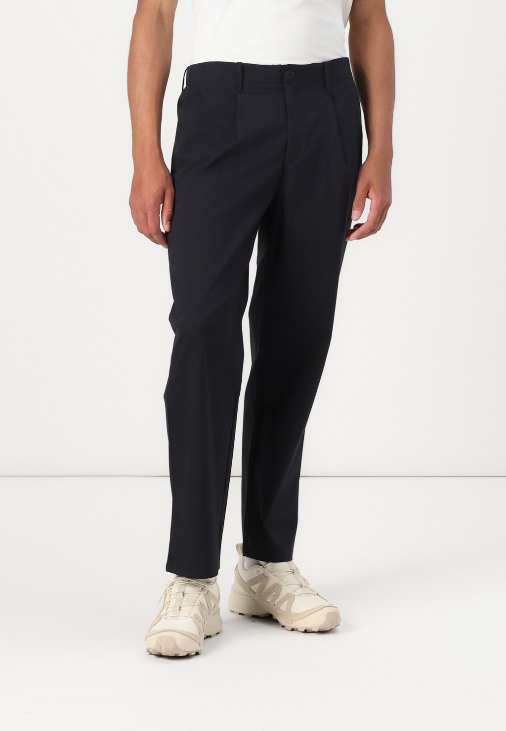 

Брюки ATHLETICS RELAXED TROUSER New Balance, черный