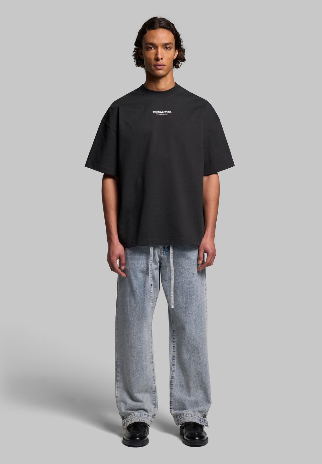 

Футболка с принтом STUDIO V10 T-SHIRT WRSTBHVR, черный
