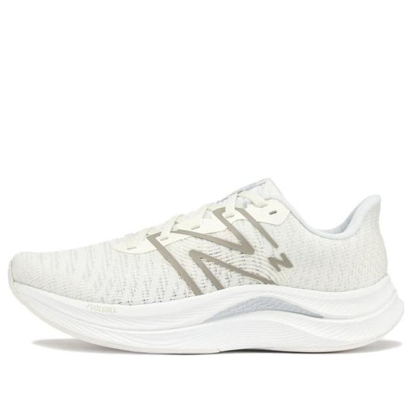 

Кроссовки fuelcell propel v4 New Balance, белый