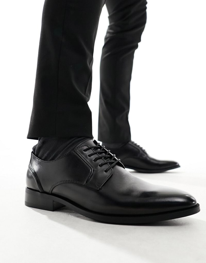 

Черные кожаные туфли дерби Schuh Reilly