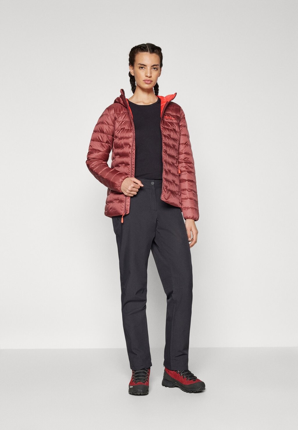 

Пуховик PASSAMANI DOWN HOODY W Jack Wolfskin, красный