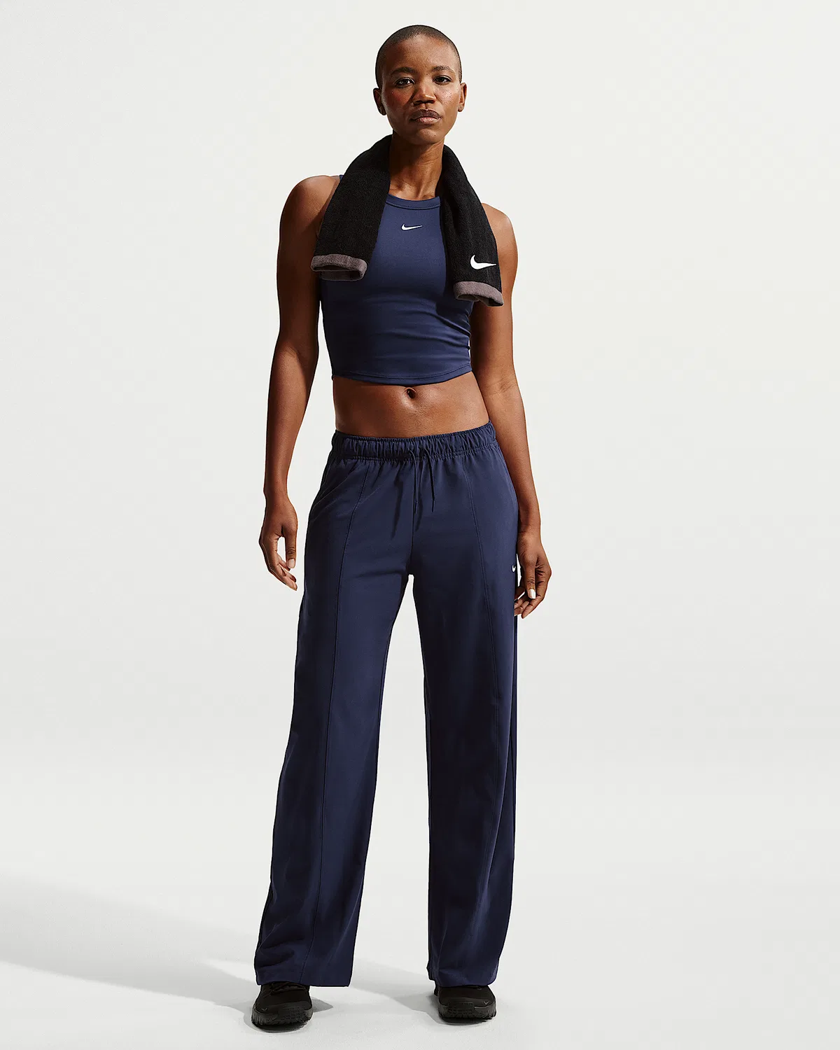 Женский укороченный топ Nike One Fitted Dri-FIT, Midnight Navy/White — фото 4