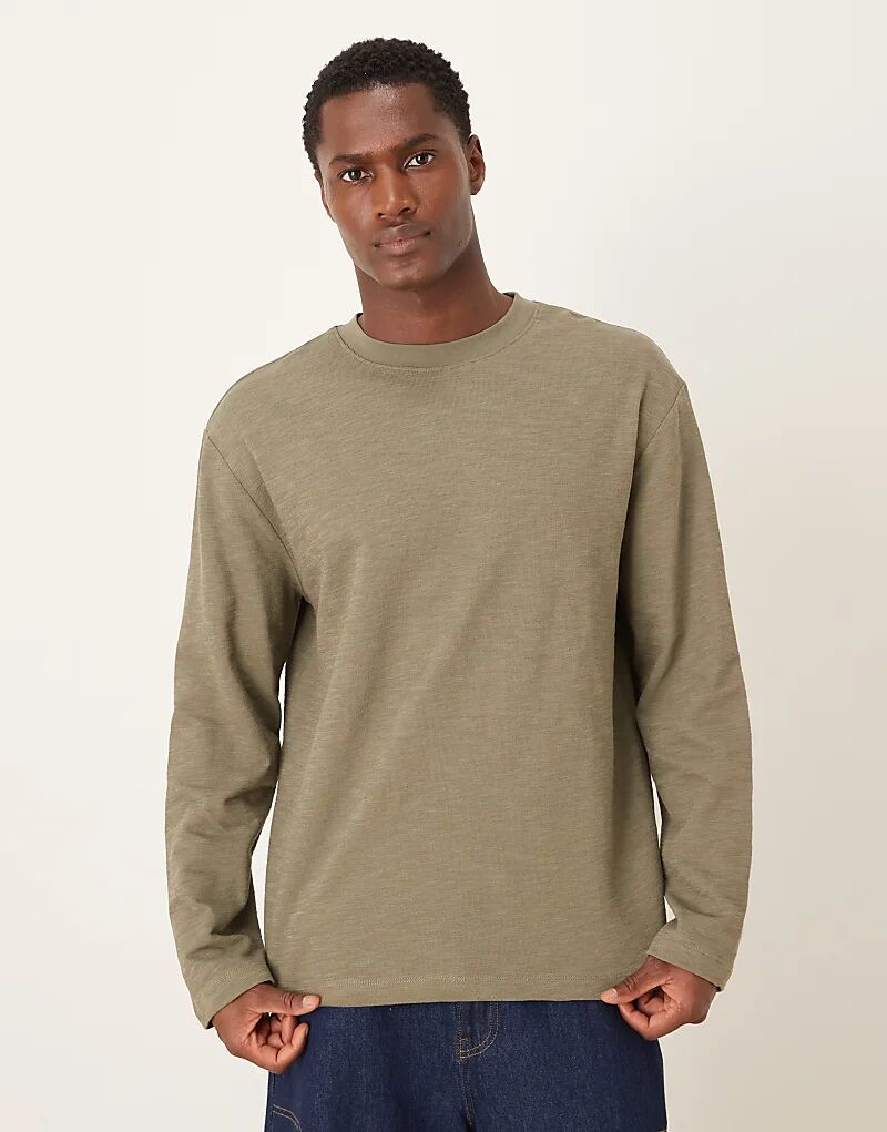 

Свободная футболка с длинными рукавами ASOS DESIGN цвета хаки