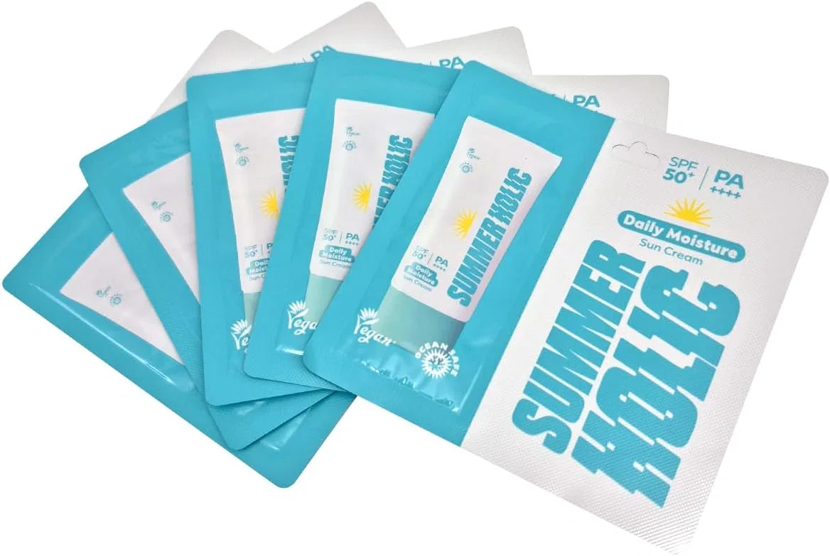 Солнцезащитный крем для лица Daily Moisture Sun Cream Summer Holic SPF 50+ PA+++, 20 пакетиков по 2 мл, без цвета — фото 2