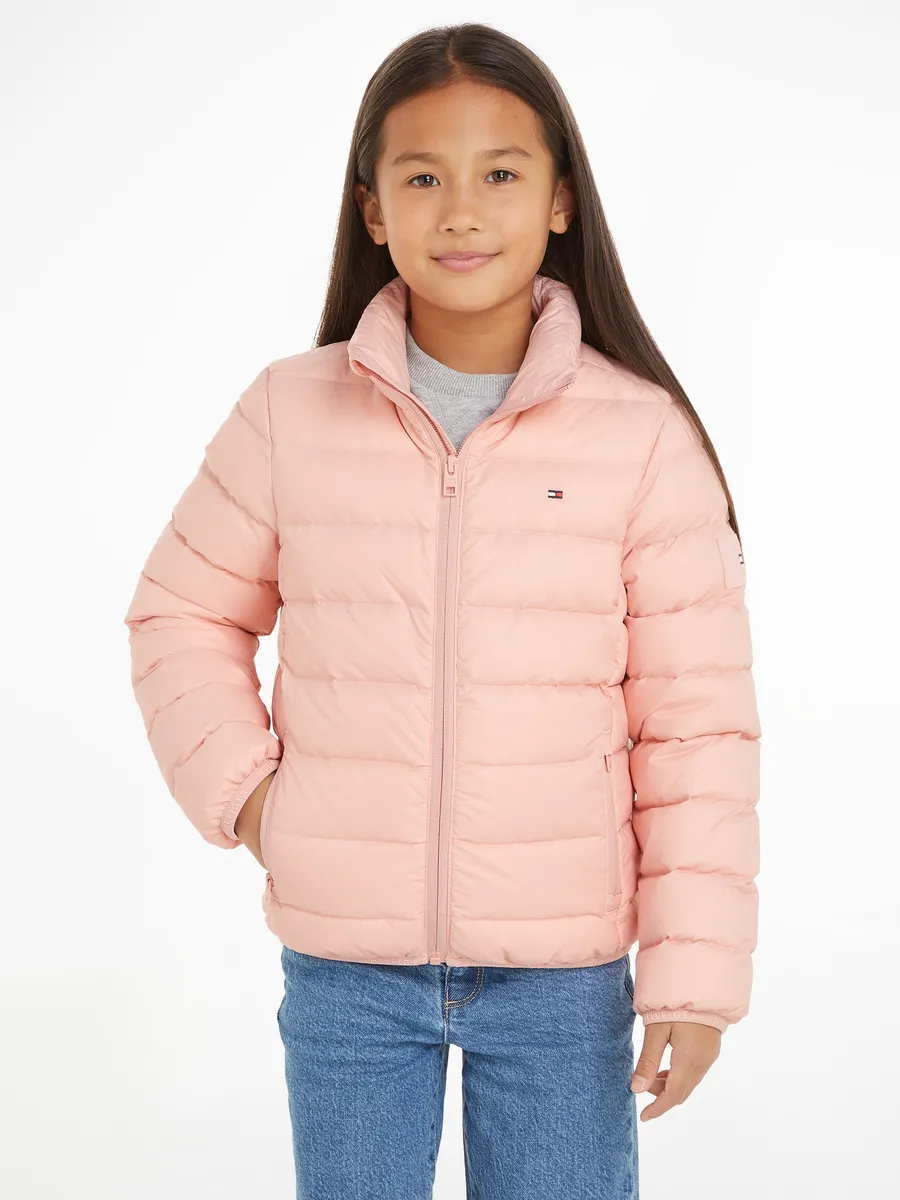 

Стеганая куртка Tommy Hilfiger "U ESSENTIAL LIGHT DOWN JACKET", детская до 16 лет с вышивкой логотипа, цвет Soft Rose