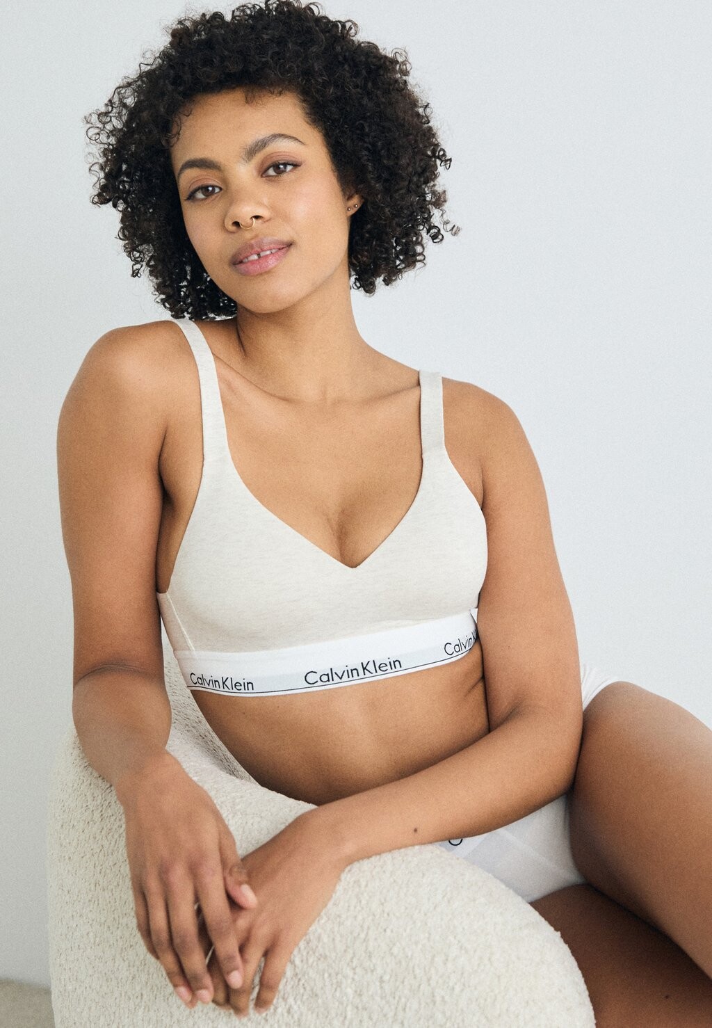 

Бюстье MODERN BRALETTE Calvin Klein Underwear, бежевый