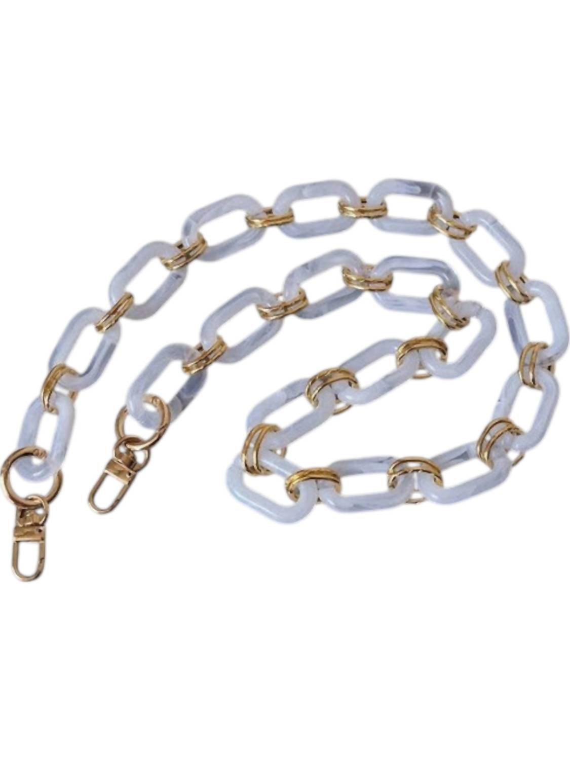 

Акриловый ремешок-цепочка для сумки в бело-золотом цвете Designed For Joy