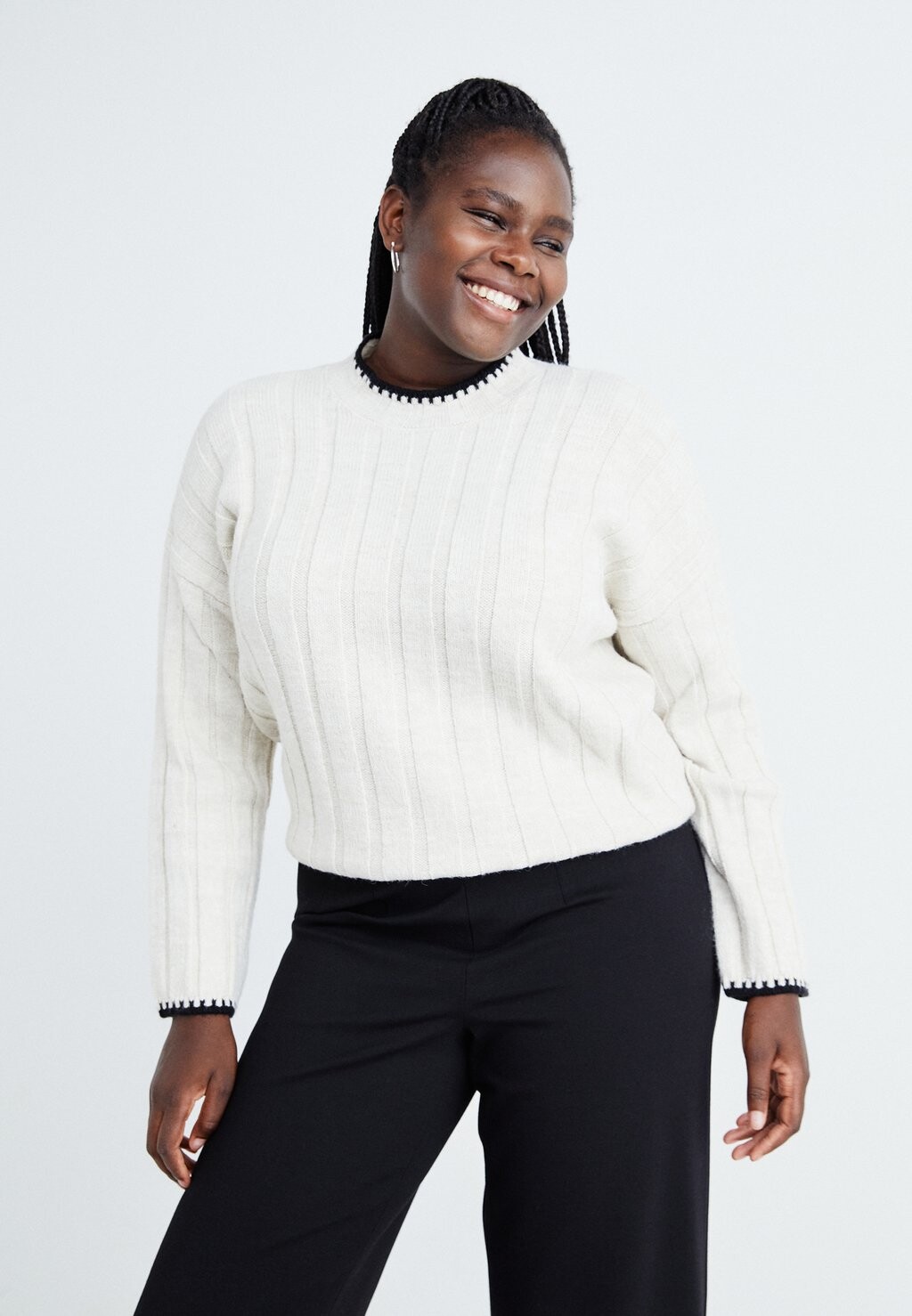

Брюки VMCAUGUSTA PANT Vero Moda Curve, черный