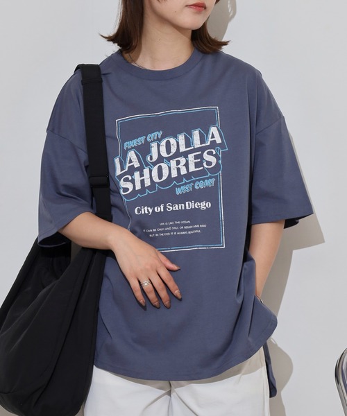 

Футболка с квадратным принтом и закругленным низом Myke, синий