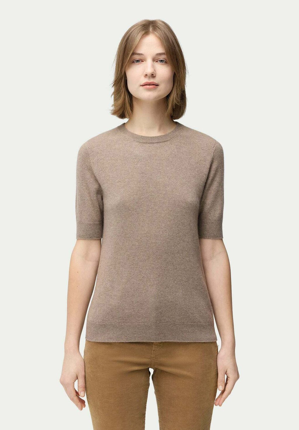 

Базовая футболка CREW NECK GOBI Cashmere, серо-коричневый
