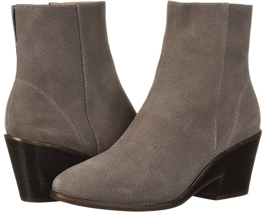

Ботинки Gentle Souls by Kenneth Cole Blaise Wedge Bootie, цвет Concrete Suede