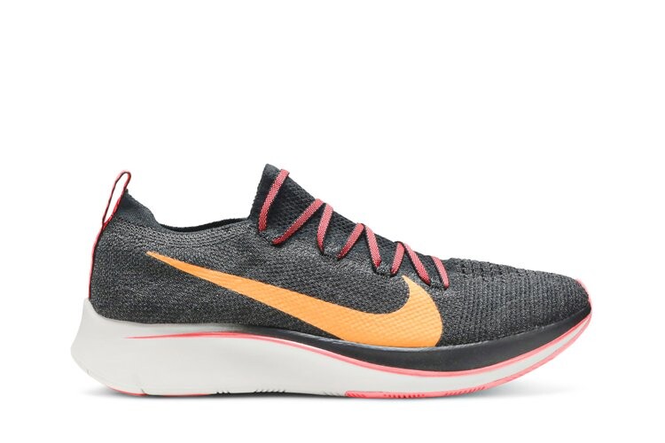 

Кроссовки Nike Zoom Fly Flyknit 'Black Flash Crimson', черный