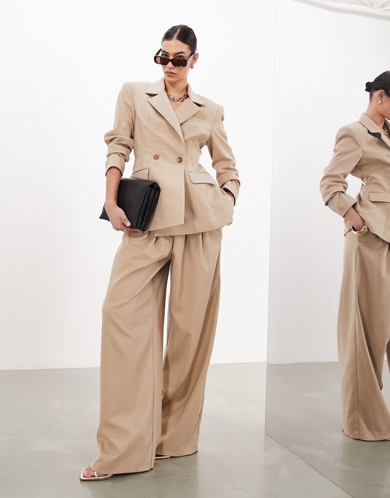 

ASOS EDITION — Суперширокие брюки со складками спереди каменного цвета