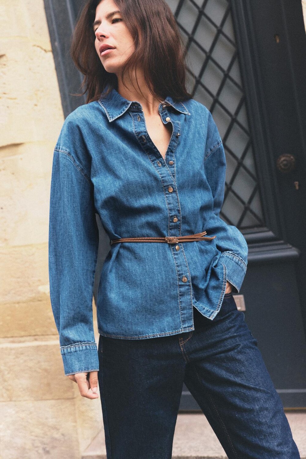 

Джинсовая рубашка z1975 с поясом ZARA, синий