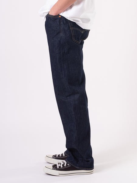 Джинсы прямого кроя 555 свободного кроя темно-синего цвета Levi's, Dark Indigo - Flat Finish — фото 2