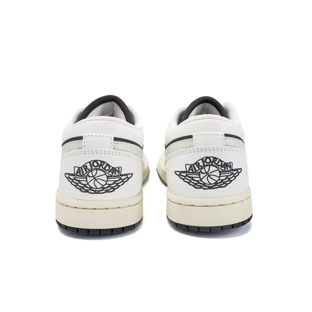 Кроссовки Air Jordan 1 Vintage Basketball Shoes Women's Low-Top White, белый — фото 4