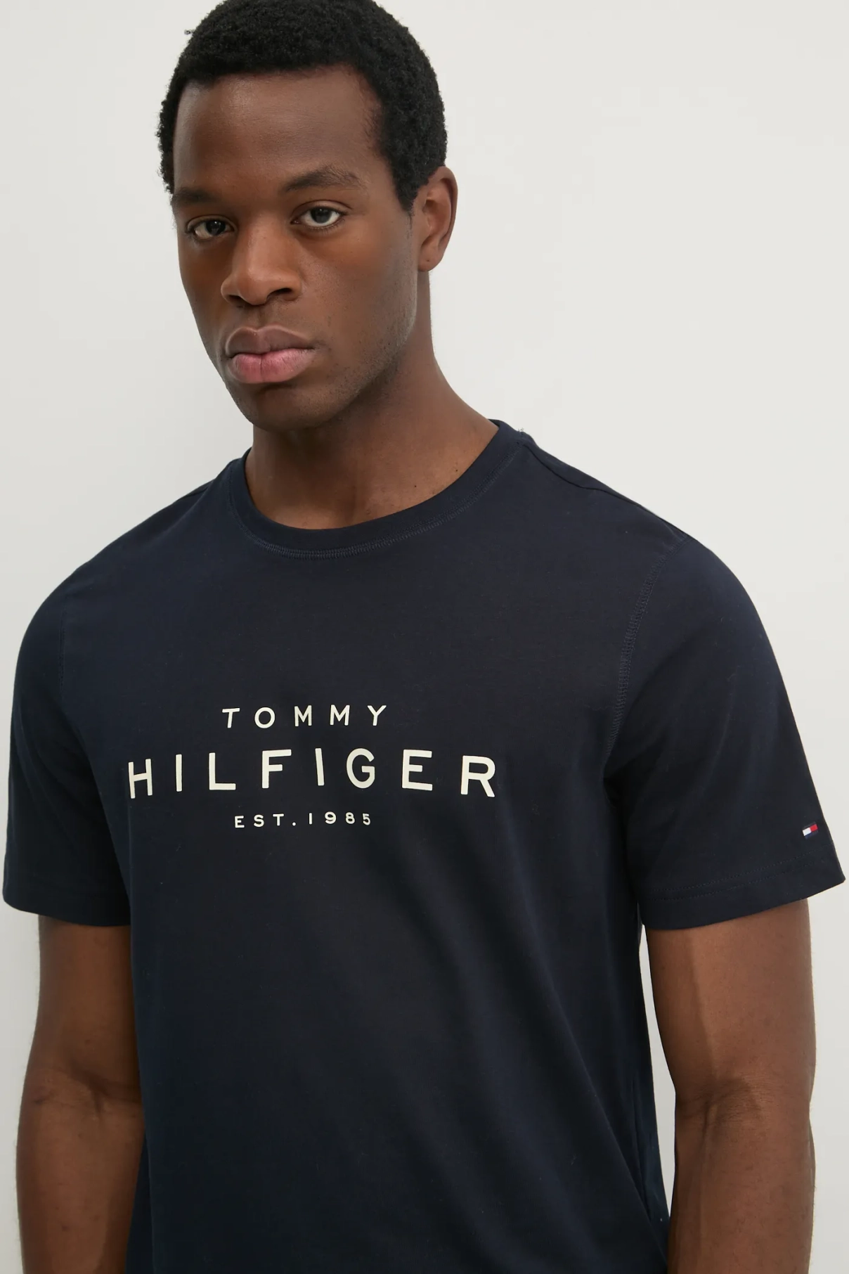

Хлопковая футболка Tommy Hilfiger, темно-синий