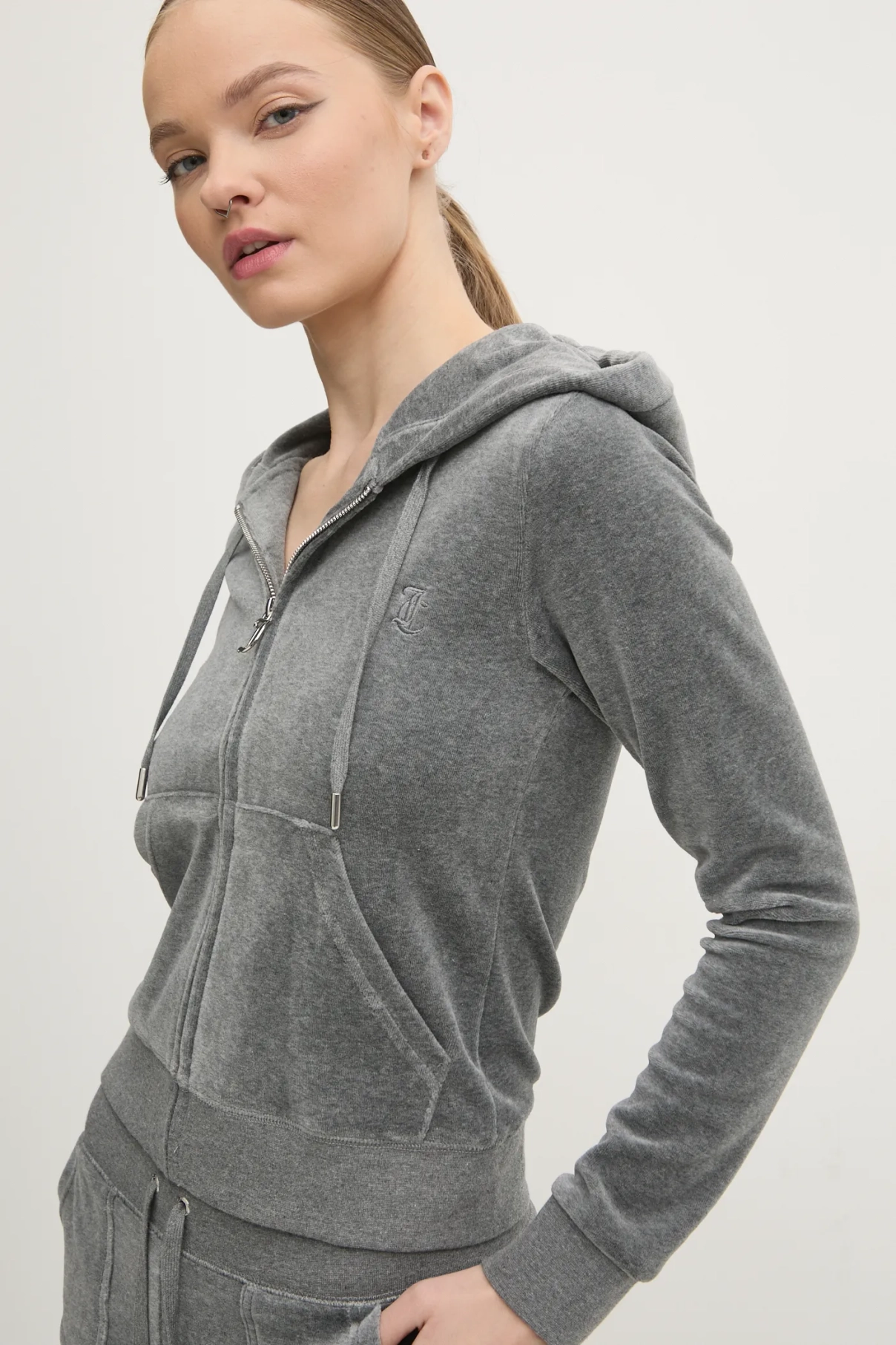 

ROBERTSON CLASS бархатный свитшот Juicy Couture, серый