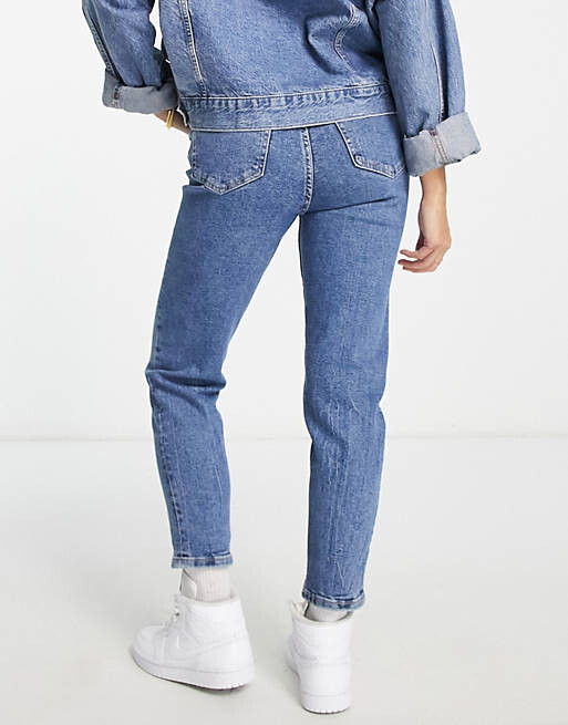 

Синие комфортные джинсы для мамы Bershka Petite