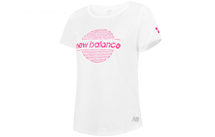 

Футболка женская белая New Balance