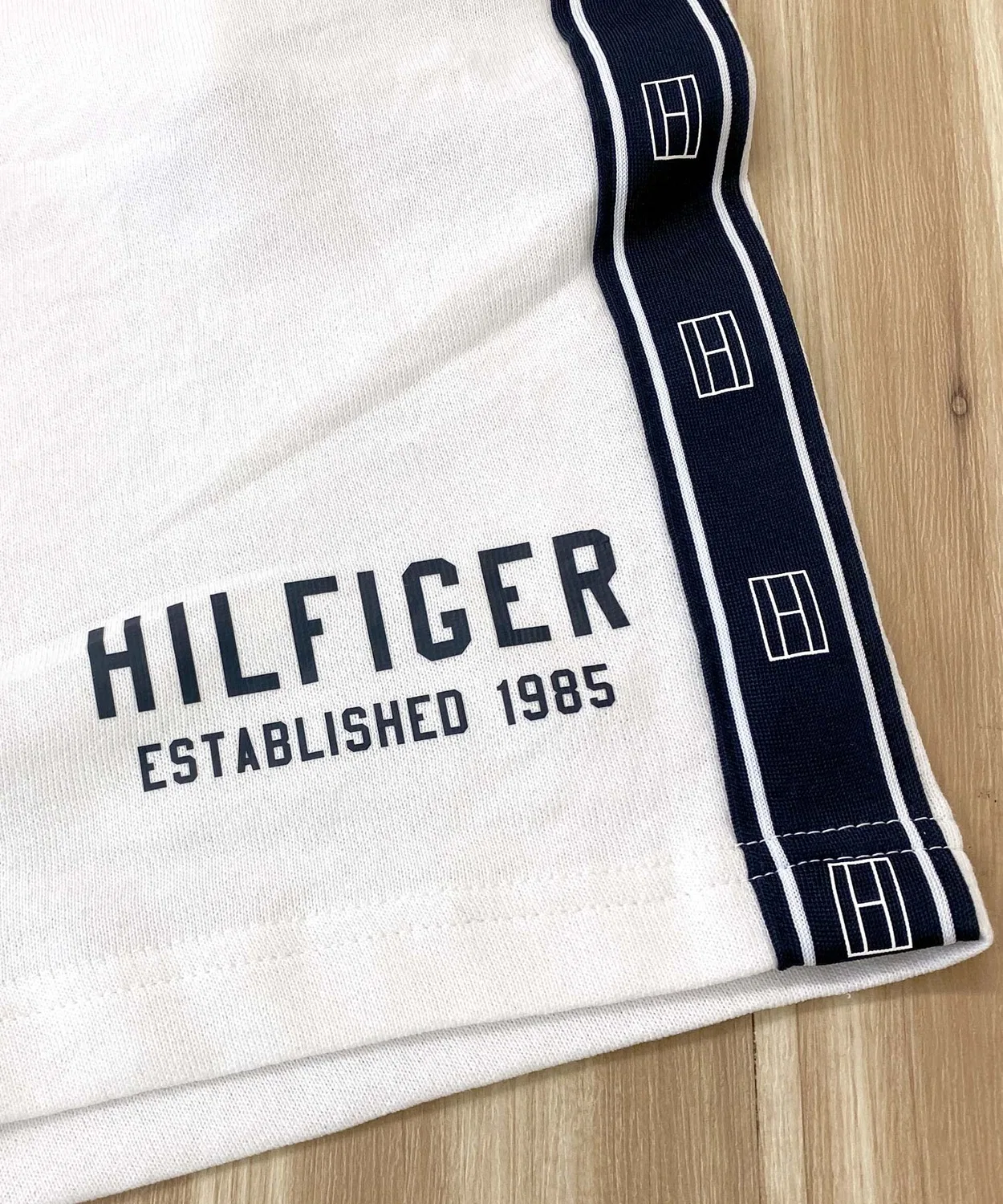 Спортивные шорты с лампасами Tommy Hilfiger, хлопок, синий — фото 4