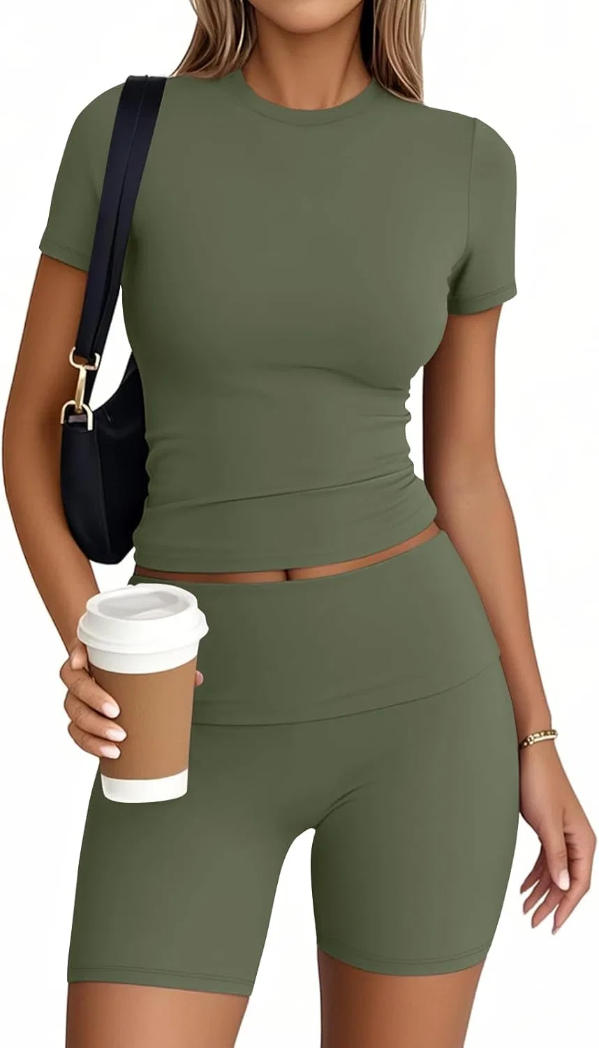Trendy Queen Модный комплект из двух предметов для летних тренировок, спортивный костюм, шорты, одежда для пилатеса и йоги, одежда для прогулок, весенняя спортивная удобная одежда для активного отдыха, Armygreen
