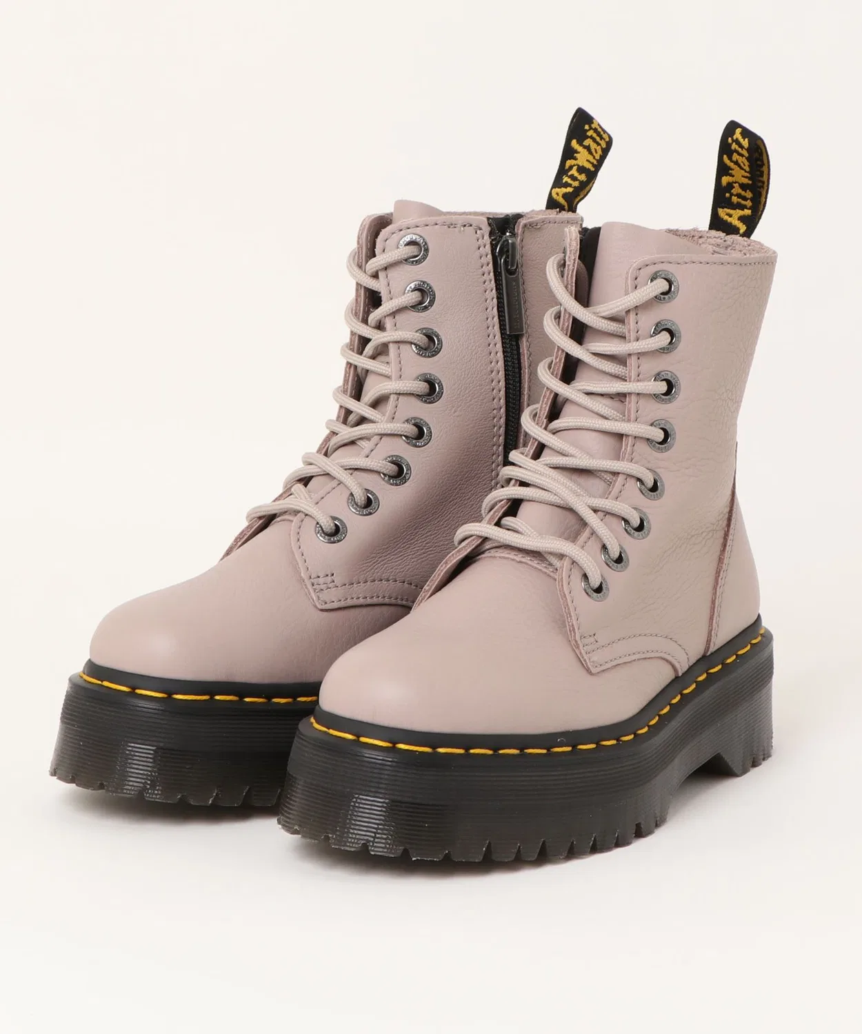 Ботинки Dr.Martens JADON III 8 отверстий бежевые