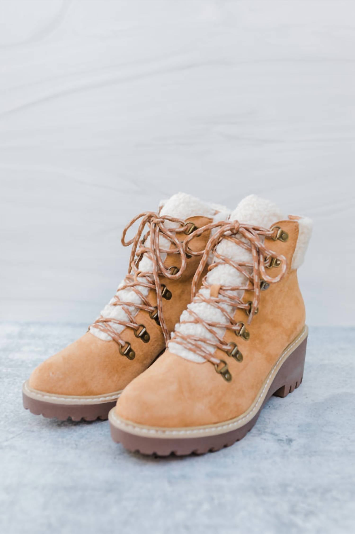 Женские бутсы Squad цвета коньяк Corkys Footwear, цвет cognac