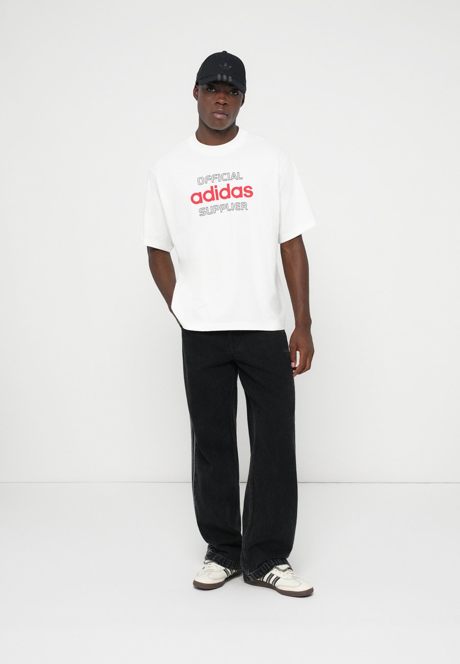 Футболка Adidas Originals TYPOGRAPHY TEE UNISEX, White — фото 3