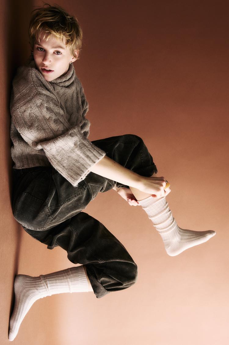 

Длинные носки Pull And Bear, бежевый