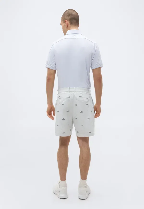 Шорты спортивные Nike Golf, модель Par short above knee shoe sports shorts, цвет фотонная пыль — фото 3