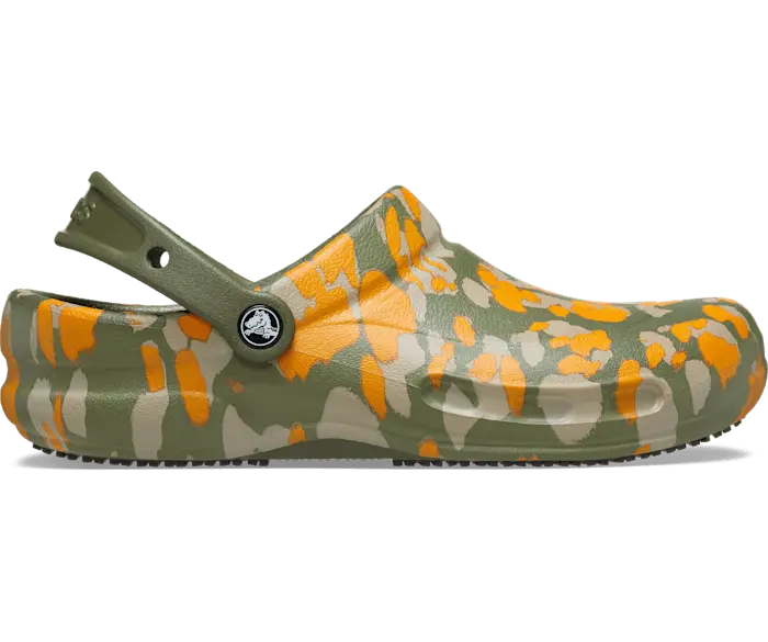Сабо для работы с графикой Bistro Crocs женские, цвет Army Green / Multi