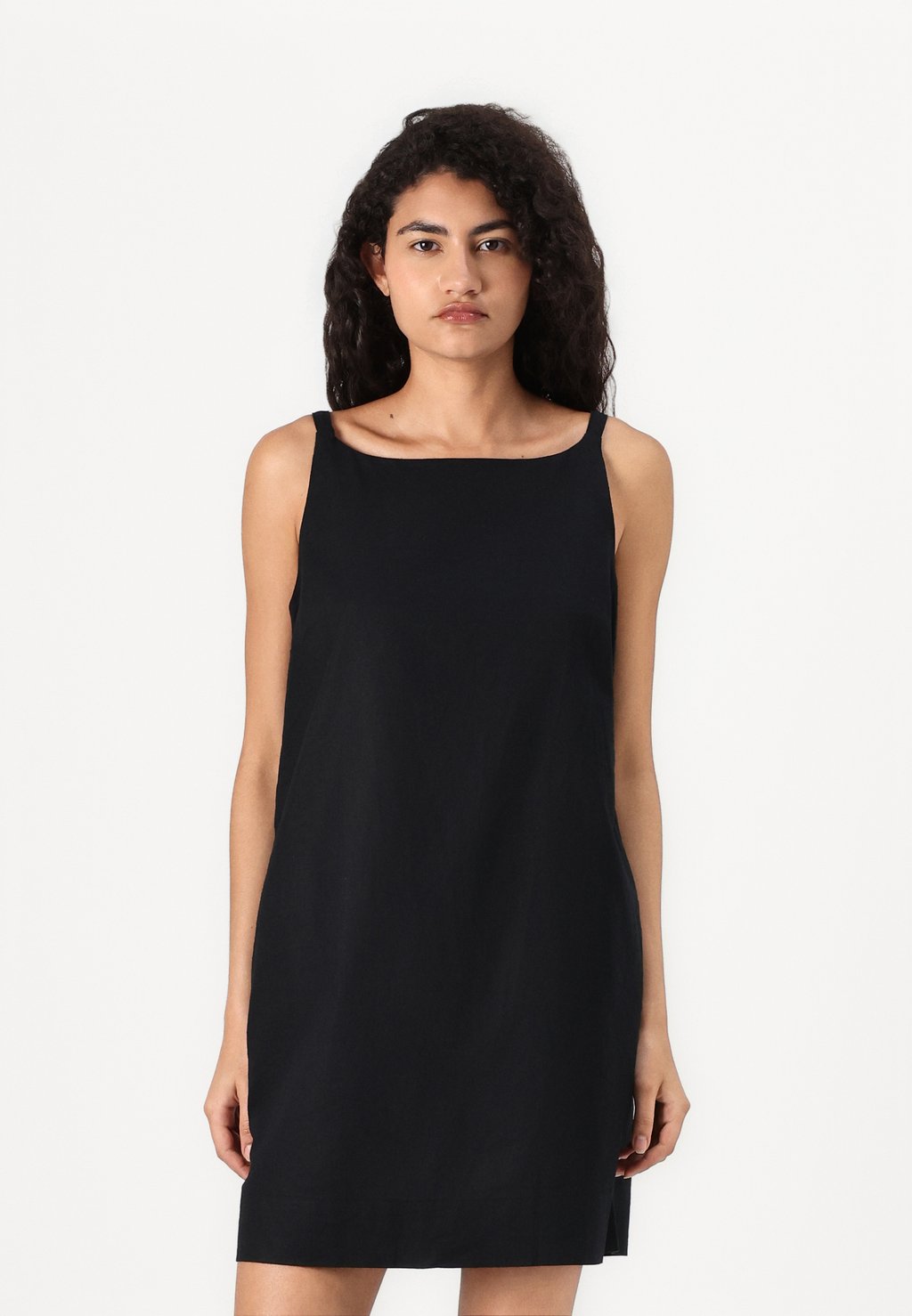 

Повседневное платье APRON NECK MINI FAST GAP, Black