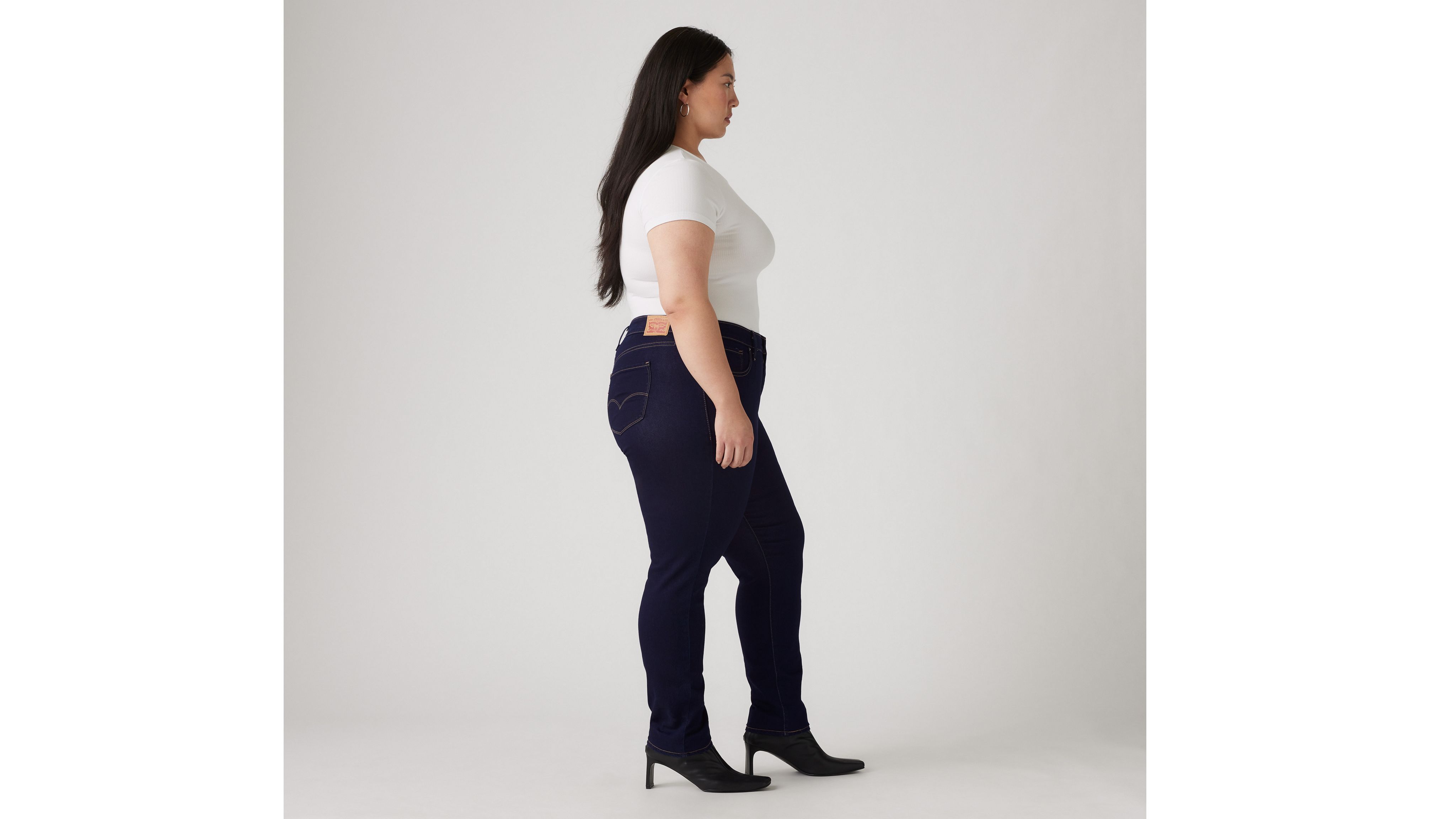 

311 Узкие женские джинсы Shaping (размер Plus) Levi's, цвет Darkest Sky - Dark Wash