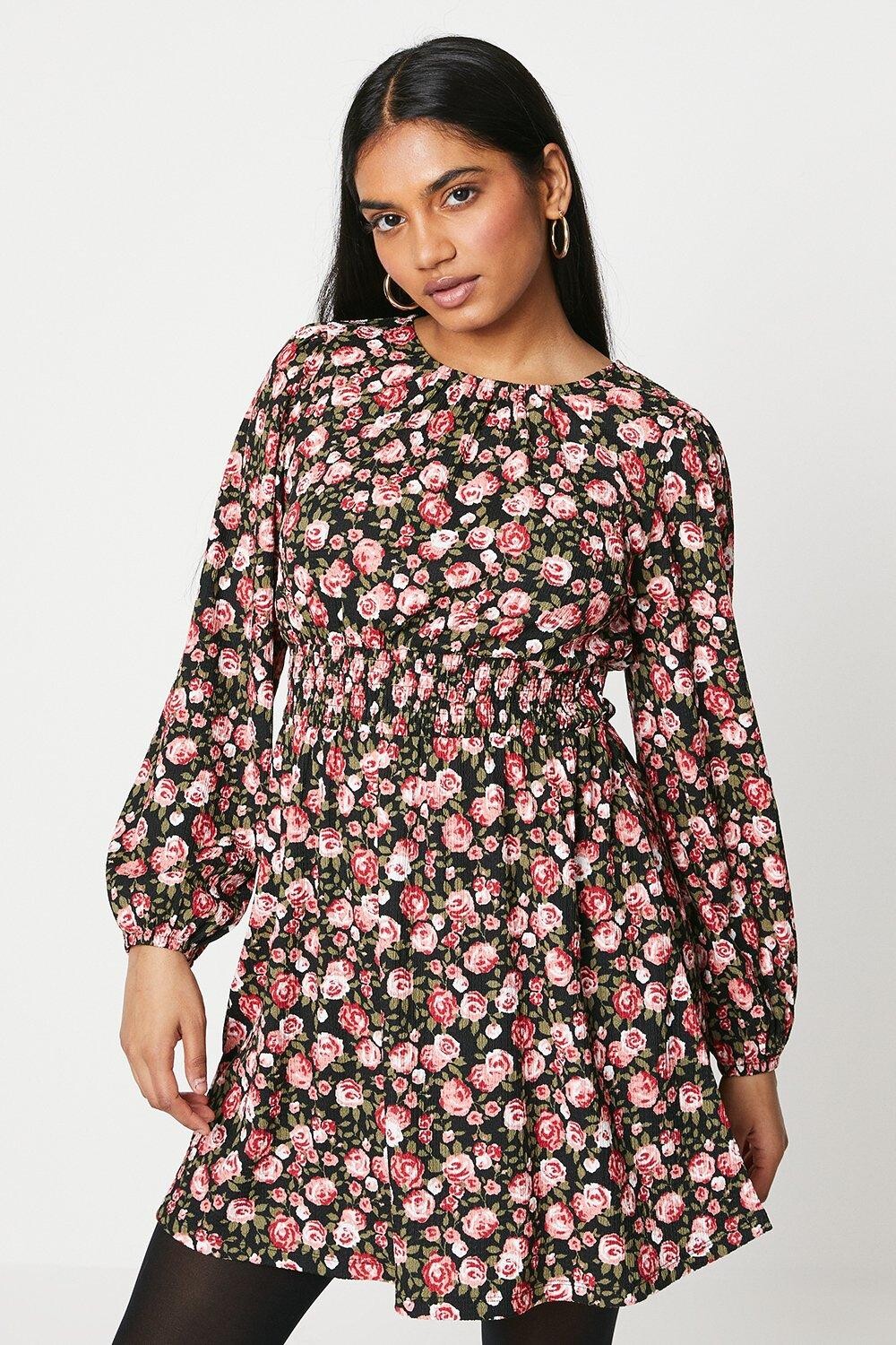 

Мини-платье Petite с присборенной талией и цветочным принтом Dorothy Perkins, мультиколор