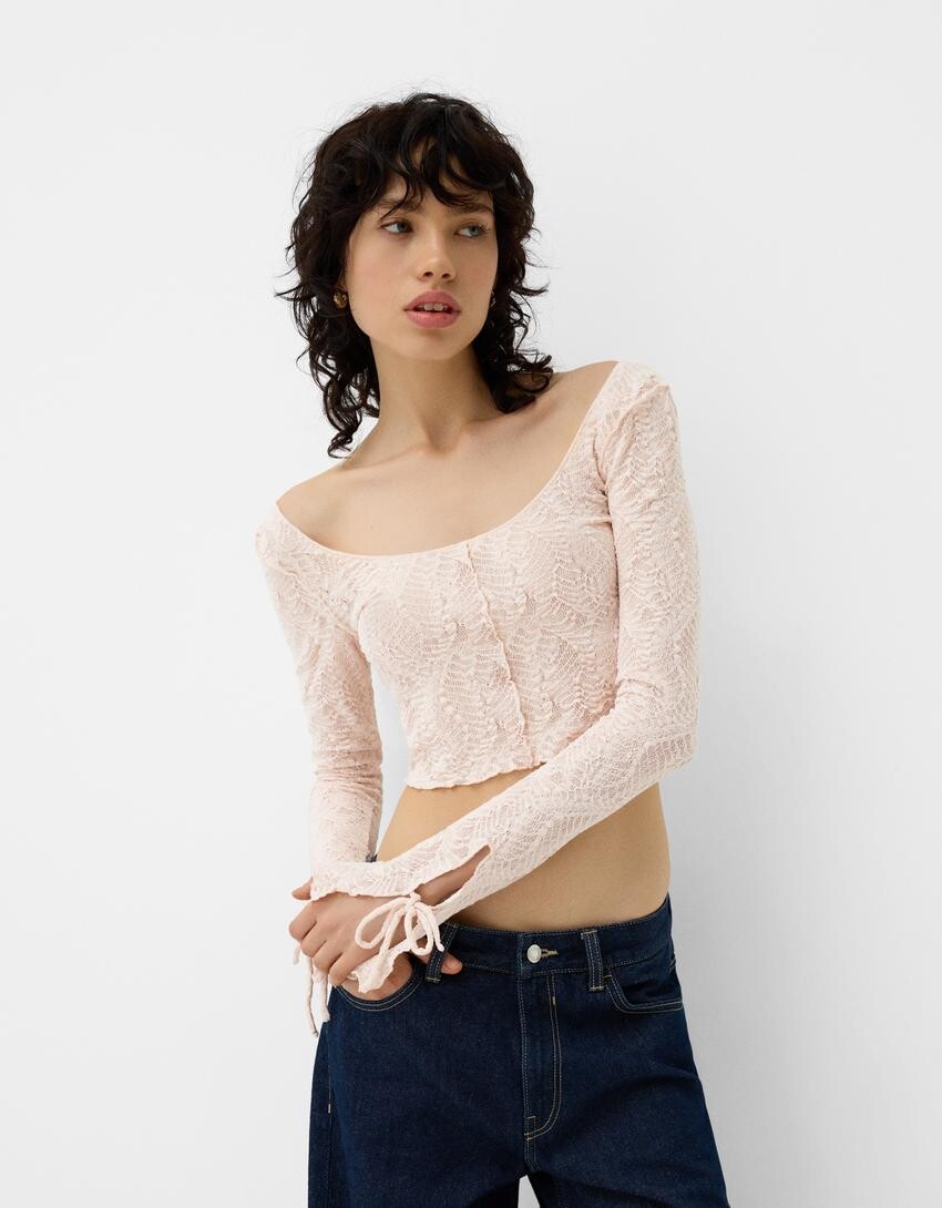 

Кружевная футболка с бантами Bershka, розовый