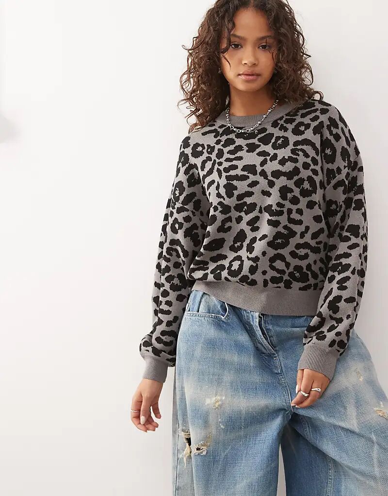 

Свободный вязаный джемпер Noisy May с серым леопардовым принтом