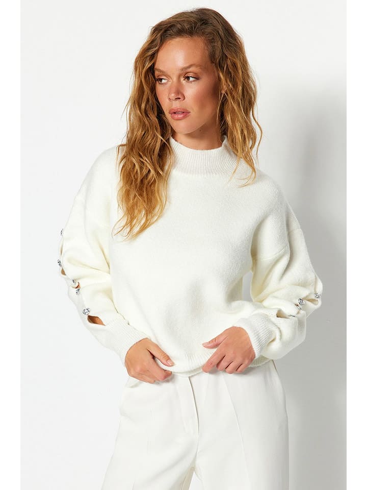 

Trendyol Свитер кремового цвета