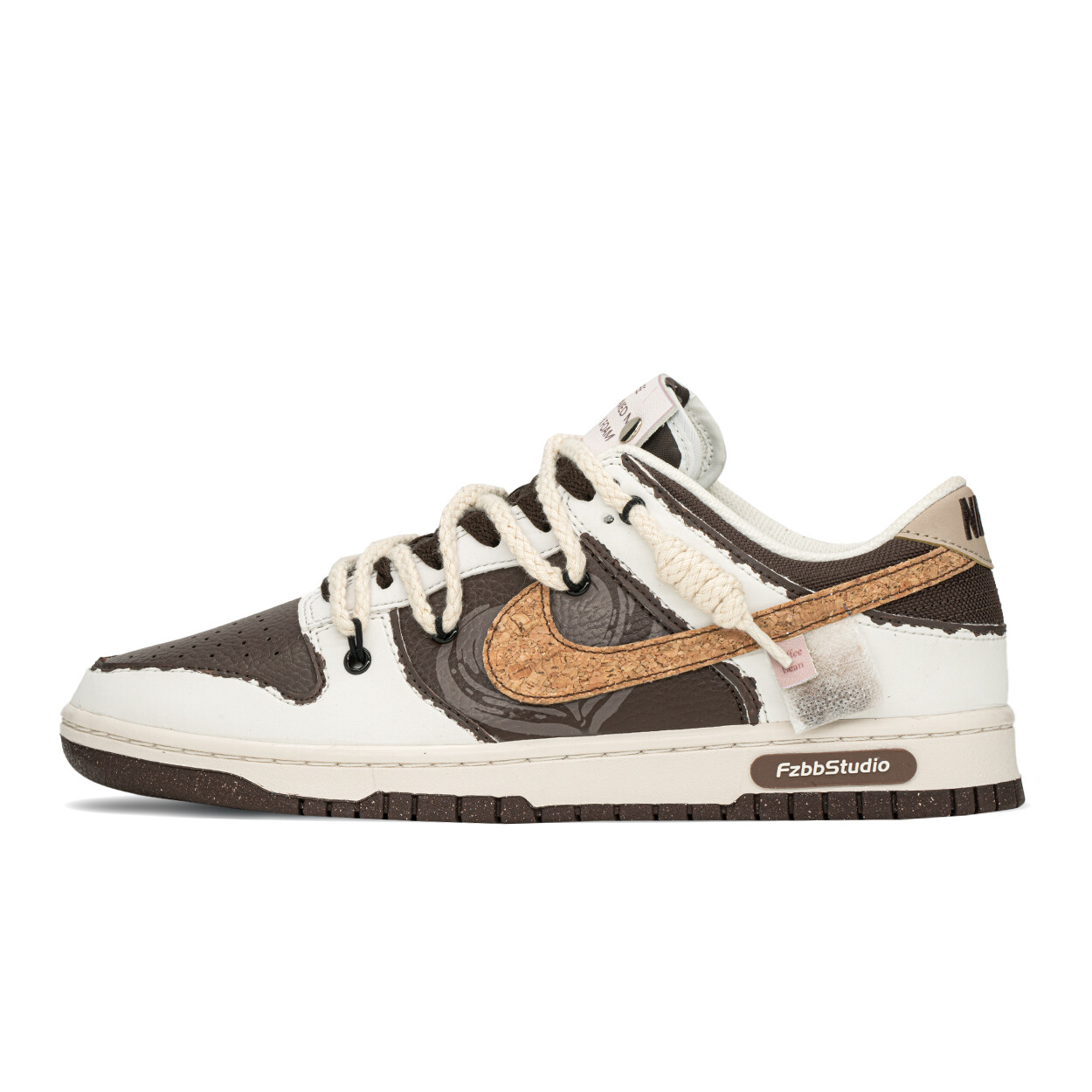 

Кроссовки Nike Dunk Skateboard Unisex Low-Top, белый/коричневый/бежевый