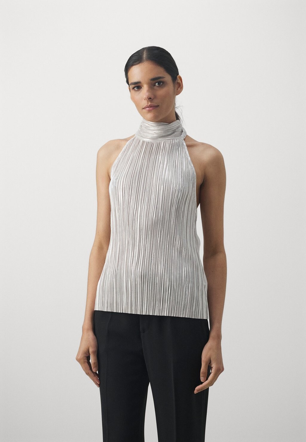 

Топ Bruuns Bazaar GROUNDBERRY DURO, серебристый