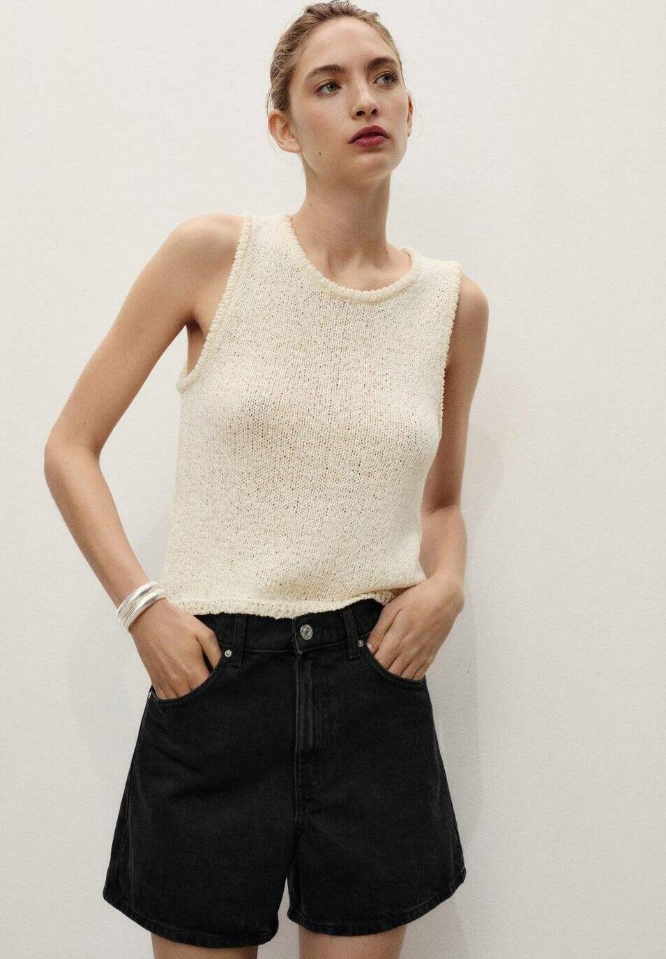 

Джинсовые шорты ZOE Mango, цвет Black Denim