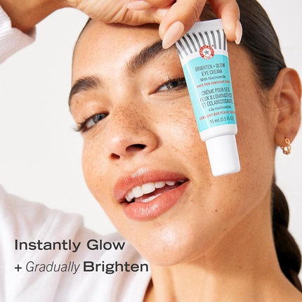 Крем для век Brighten + Glow Illuminating Eye Cream от темных кругов First Aid Beauty — фото 2