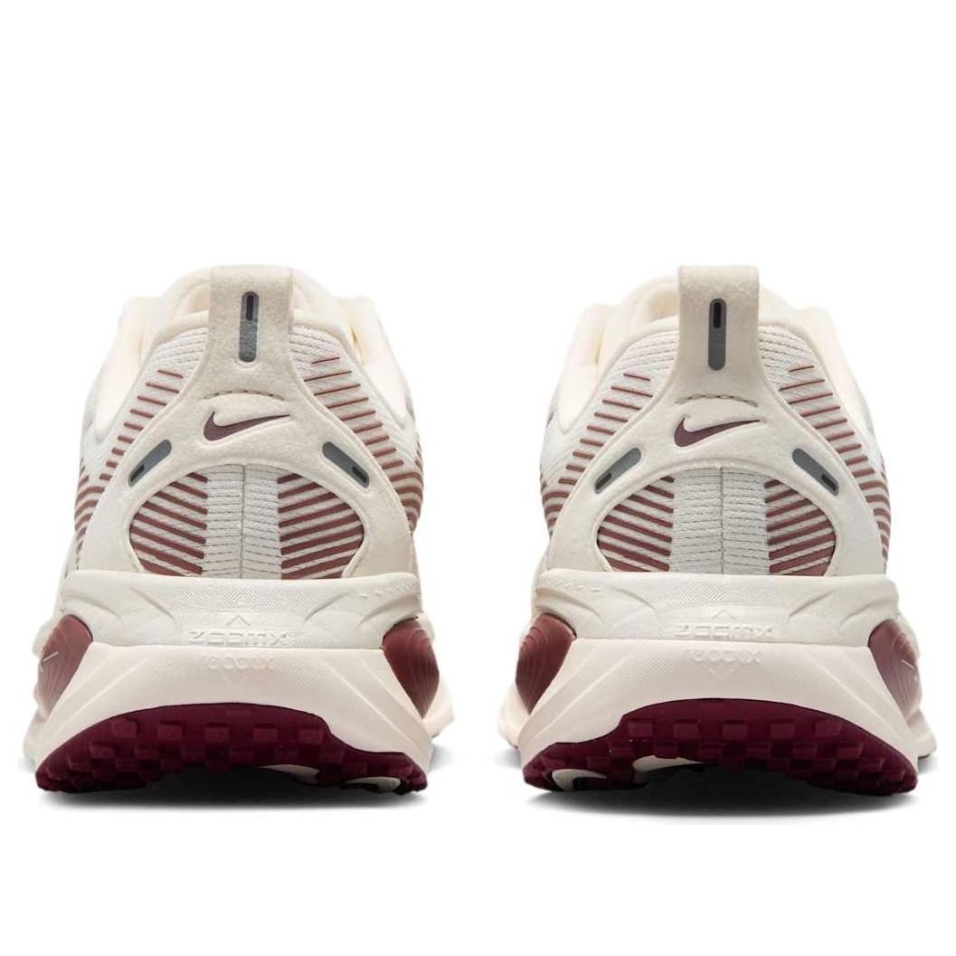Кроссовки (WMNS) Nike Air Zoom Vomero 18 'Pale Ivory Red Sepia' — фото 3