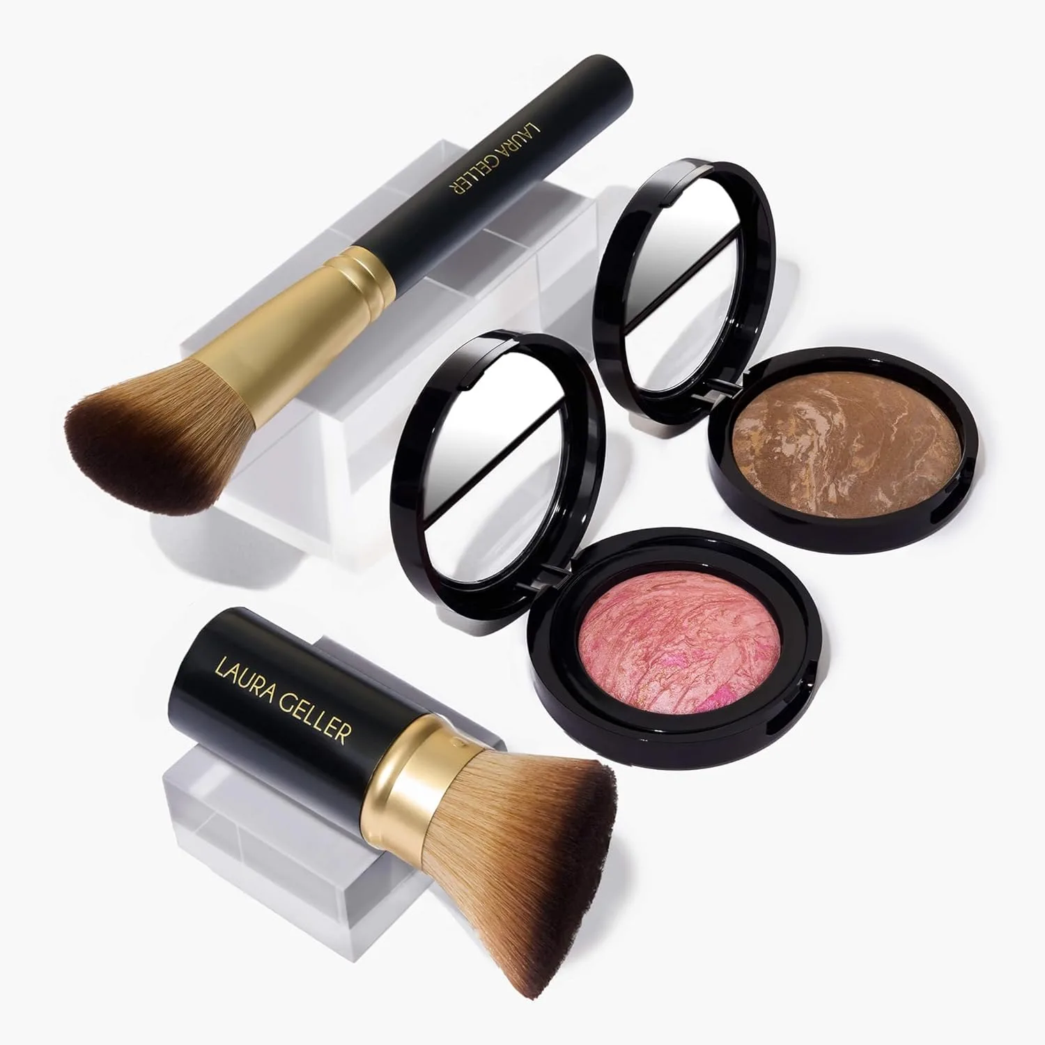 Набор Fast Face от LAURA GELLER NEW YORK: тональная пудра Baked Balance-n-Brighten, Tan + румяна Baked Blush-n-Brighten, Pink Buttercream + кисть Airbrush Kabuki + кисть Angled Blush, pink