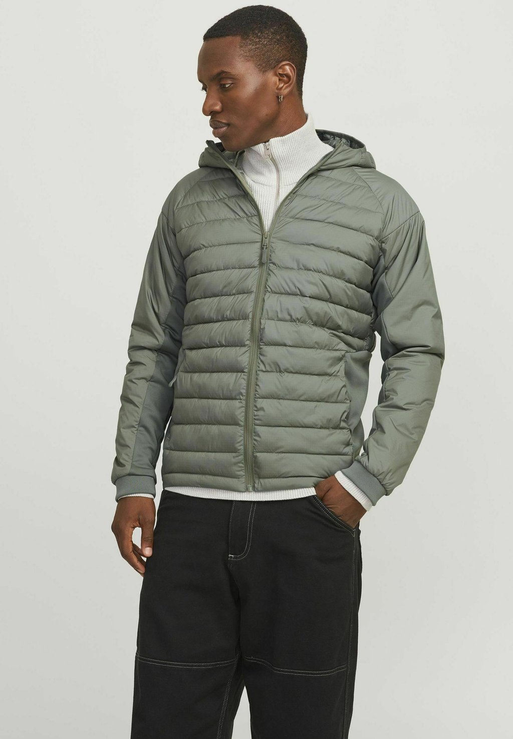 

Зимняя куртка HYBRID Jack & Jones, зеленый