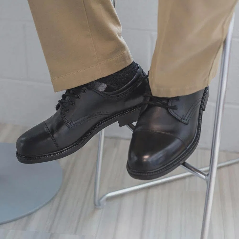 Мужские оксфорды Dockers Gordon Cap Toe 0293602, Cordovan — фото 2